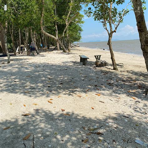 Best View At Teluk Kerang Beach Pontian, Johor