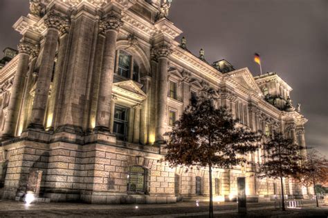 berlin reichstag at night 3 by ChristianRudat on DeviantArt