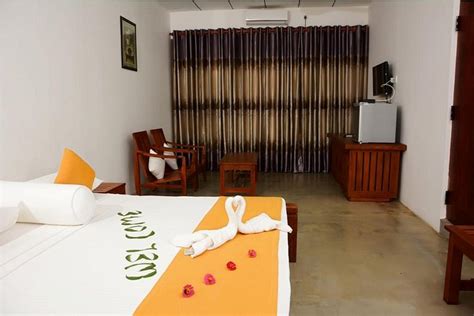 TRINCO REST HOUSE (Trincomalee) - Guesthouse Reviews, Photos, Rate Comparison - Tripadvisor