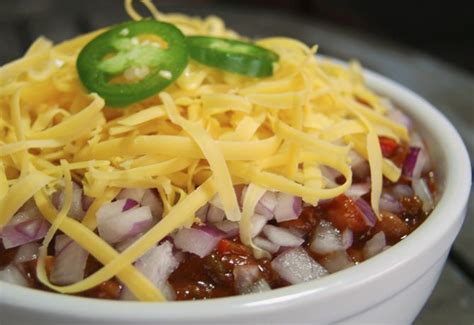 Classic Chili (Mama's Old-Fashioned Recipe) | Recipe | Recipes, Soups and stews, Beef recipes