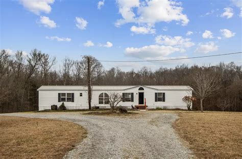 1061 Shelter Branch Rd, Cumberland Furnace, TN 37051 | 29 Photos - Movoto