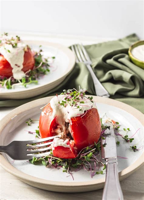 Vegan Stuffed Tomatoes With Cashew Cream Sauce - shabbyfufu.com