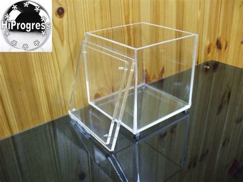 Cube Clear 6 mm thk Acrylic Box With Lid and Four Metal Legs