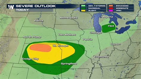 Thursday Plains Severe Weather Outlook Lingers Overnight - WeatherNation