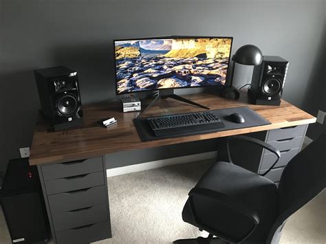 My Karlby battlestation with matte polyurethane finish. | Video game rooms, Home office design ...