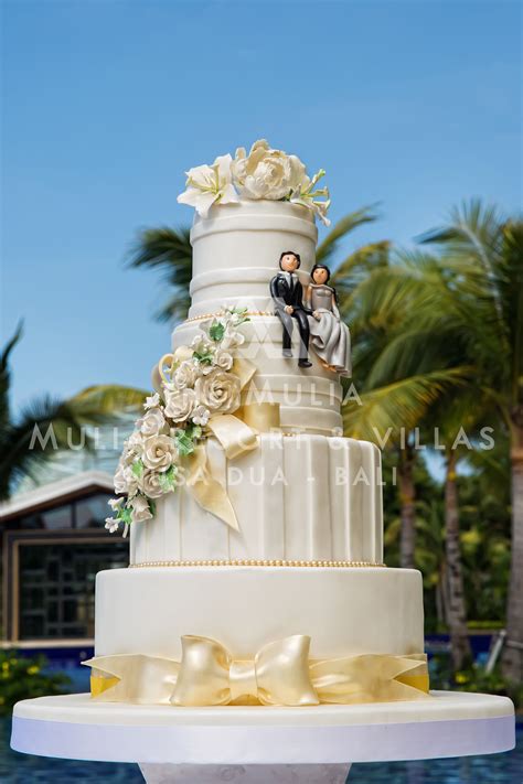 The Mulia Bali Wedding Cake by The Mulia, Mulia Resort & Villas - Nusa ...