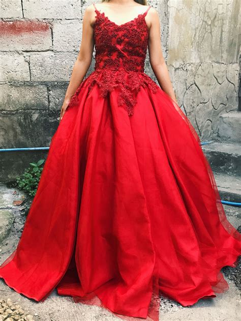 RED BALL GOWN FOR RENT, Women's Fashion, Clothes on Carousell