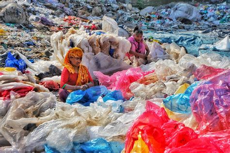 175 pays préparent un traité contre la pollution plastique