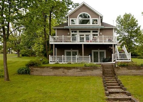 Canandaigua Lake Vacation Rentals: The Hudson House | Finger Lakes ...