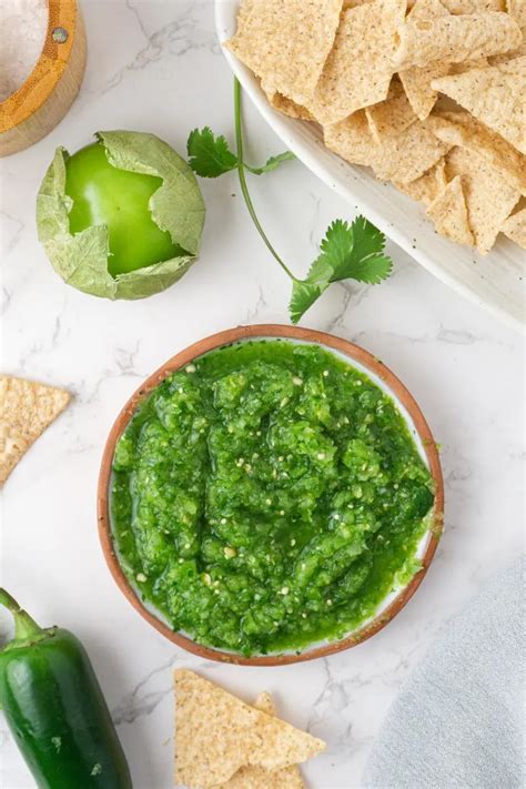 Homemade Jalapeño Salsa Verde Recipe (Ready in 10 Minutes) - Pepper Geek