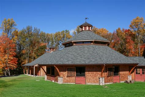 The Benefit of a Round Barn - B&D Builders