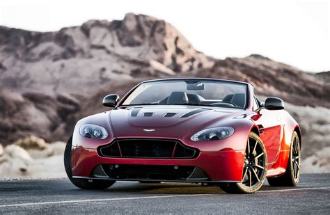 Aston Martin V12 Vantage S Roadster revealed | PerformanceDrive