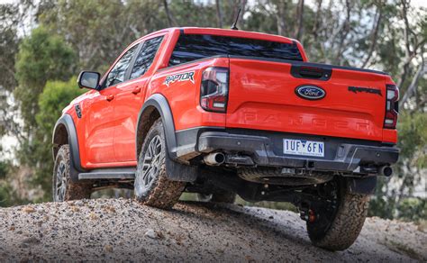 2023 Ford Ranger Raptor – off road – PerformanceDrive