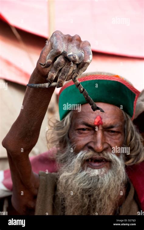 Naga sadhus hi-res stock photography and images - Alamy