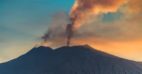 Exploring Mount Etna - Geological history - Sicily Private Tours by Luca