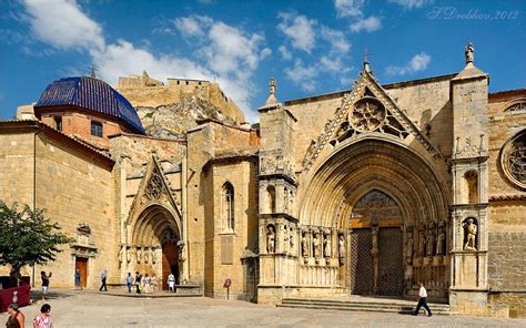 Iglesia arciprestal, Morella. castellón! https://viajerosporespanya.wordpress.com/2015/05/15 ...