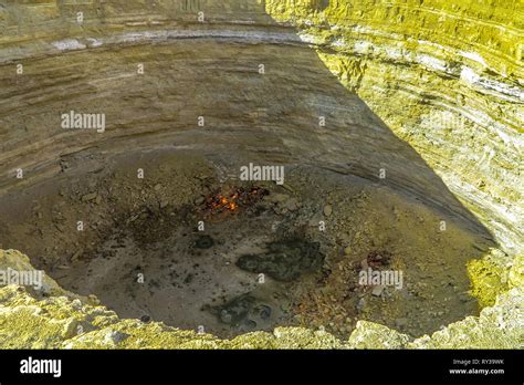 Darvaza Mud Volcano Crater Pit Close Up View Stock Photo - Alamy