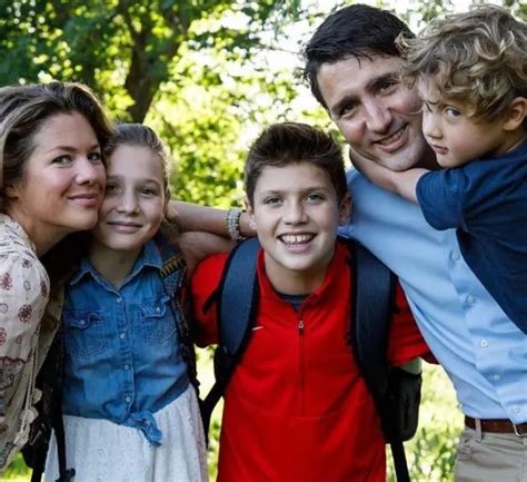 Justin Trudeau Kids Age: A Proud Father of Three - Xavier, Ella-Grace ...