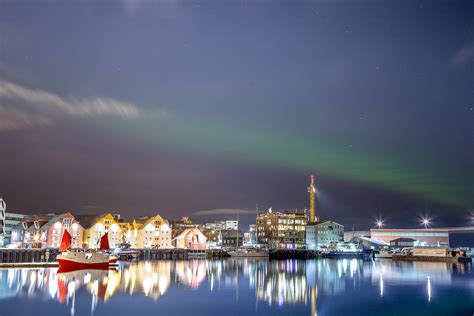 How to photograph Northern Lights | Tales From The Lens