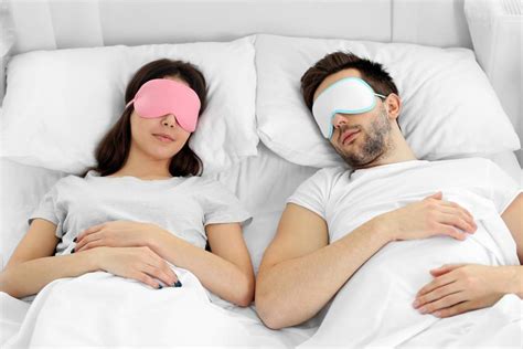 The Benefits of Using a Sleep Mask at Night - The Sleep Judge