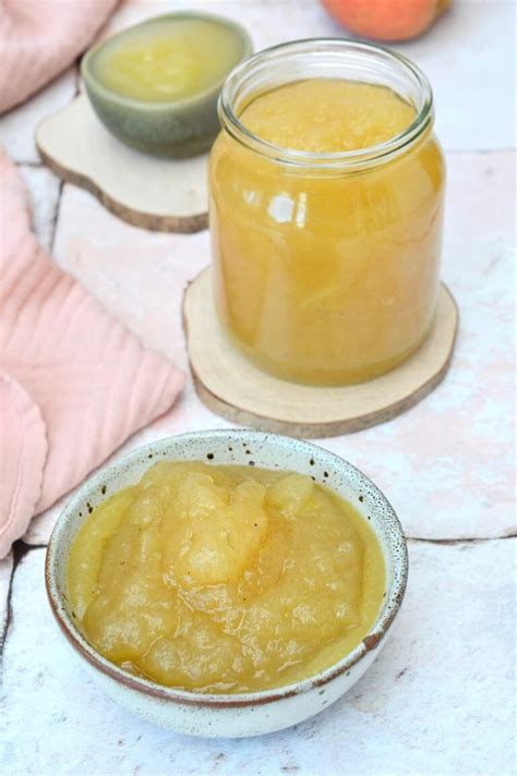 Apple Sauce Or Apple Purée? Here's How To Make Them | Tin and Thyme