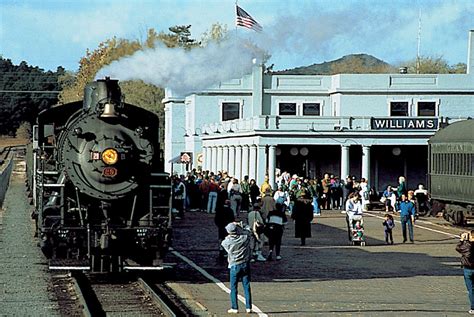 Steam locomotive and train sitting at Williams Depot in Arizona image - Free stock photo ...