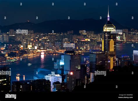 Hong Kong Central Plaza High Resolution Stock Photography and Images - Alamy