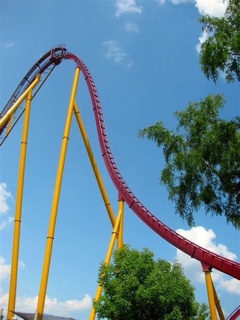 Kings Island 047 | Diamondback 215 ft. drop www.rollercoaste… | Flickr