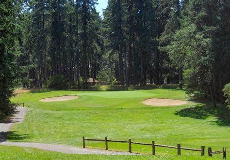 Lake Spanaway Golf Course in Tacoma, WA | Presented by BestOutings