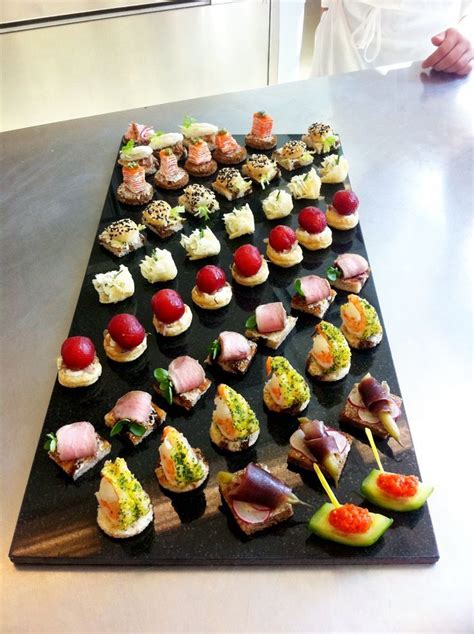 Image result for party food trays | Fingerfood rezepte, Brunch fingerfood, Partyrezepte fingerfood