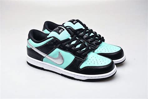 Nike SB Dunk Low Diamond Supply Co. “Tiffany” – RABBITKICKS