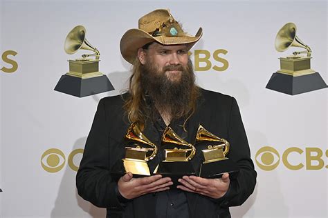 Chris Stapleton Joins 2023 Grammys Performers List | DRGNews