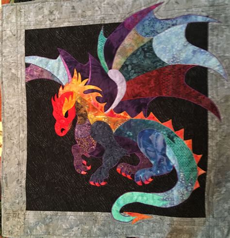 Dragon quilted wallhanging I made for my daughter-in-law. | Dragon quilt, Applique quilt ...