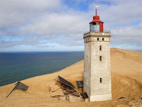 Rubjerg Knude: The Lighthouse Buried in Sand | Amusing Planet