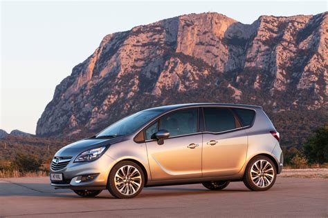 2014 Opel Meriva Facelift [video]