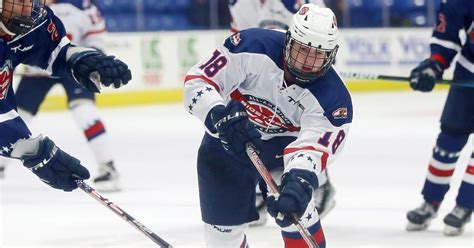 Who is Logan Cooley? USNTDP forward is top American prospect in 2022 ...