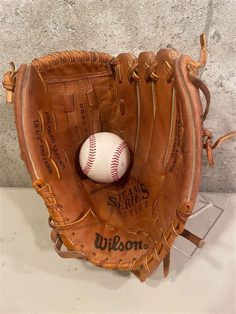 Wilson Team Series Baseball Glove RHT Steerhide!! | SidelineSwap