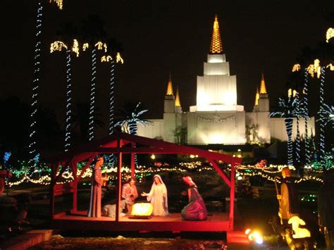 The Lindsay Chronicles: Oakland Temple Christmas Lights