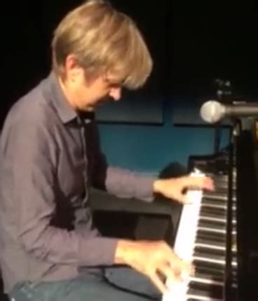 Eric Johnson Plays "Cliffs of Dover" on Piano — Video | Guitar World