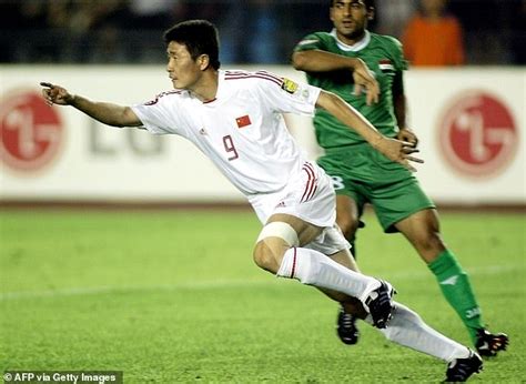 Former Chinese football superstar Hao Haidong calls for an end to the ruling of the Communist ...