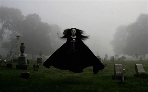 Dark horror gothic ghost scary creepy spooky women girl mood sad sorrow ...