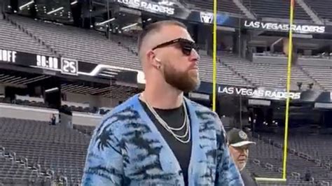 Travis Kelce arrives for Kansas City Chiefs game vs Raiders in 'wild ...