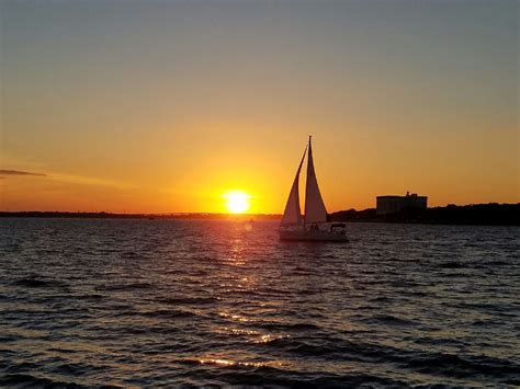 Charleston Harbor at sunset | Opera house, Sydney opera house, Sunset