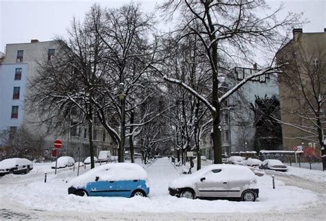 BERLIN, GERMANY - DECEMBER 28, 2010: Bad weather conditions and heavy ...