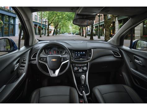 2020 Chevrolet Trax: 75 Interior Photos | U.S. News