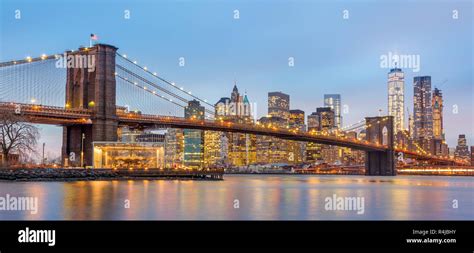 Brooklyn bridge at dusk, New York City Stock Photo - Alamy