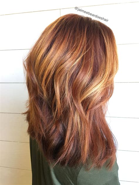 Red bayalage ! Auburn roots with golden warm bayalage highlights | Auburn hair with highlights ...