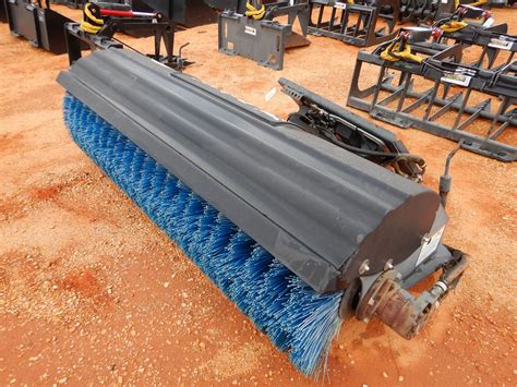 BOBCAT 84" ANGLE BROOM Skid Steer Attachment