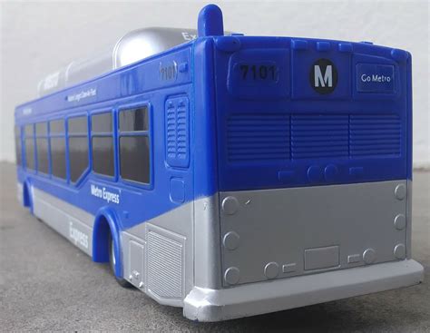 1/50 Scale NABI Transit Bus Los Angeles Metro Express model bus LA ...