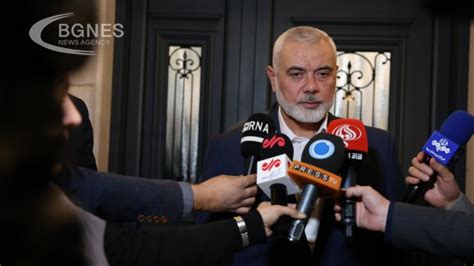 Hamas leader Ismail Haniyeh visits Iran